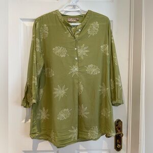 UTSA long sleeved top